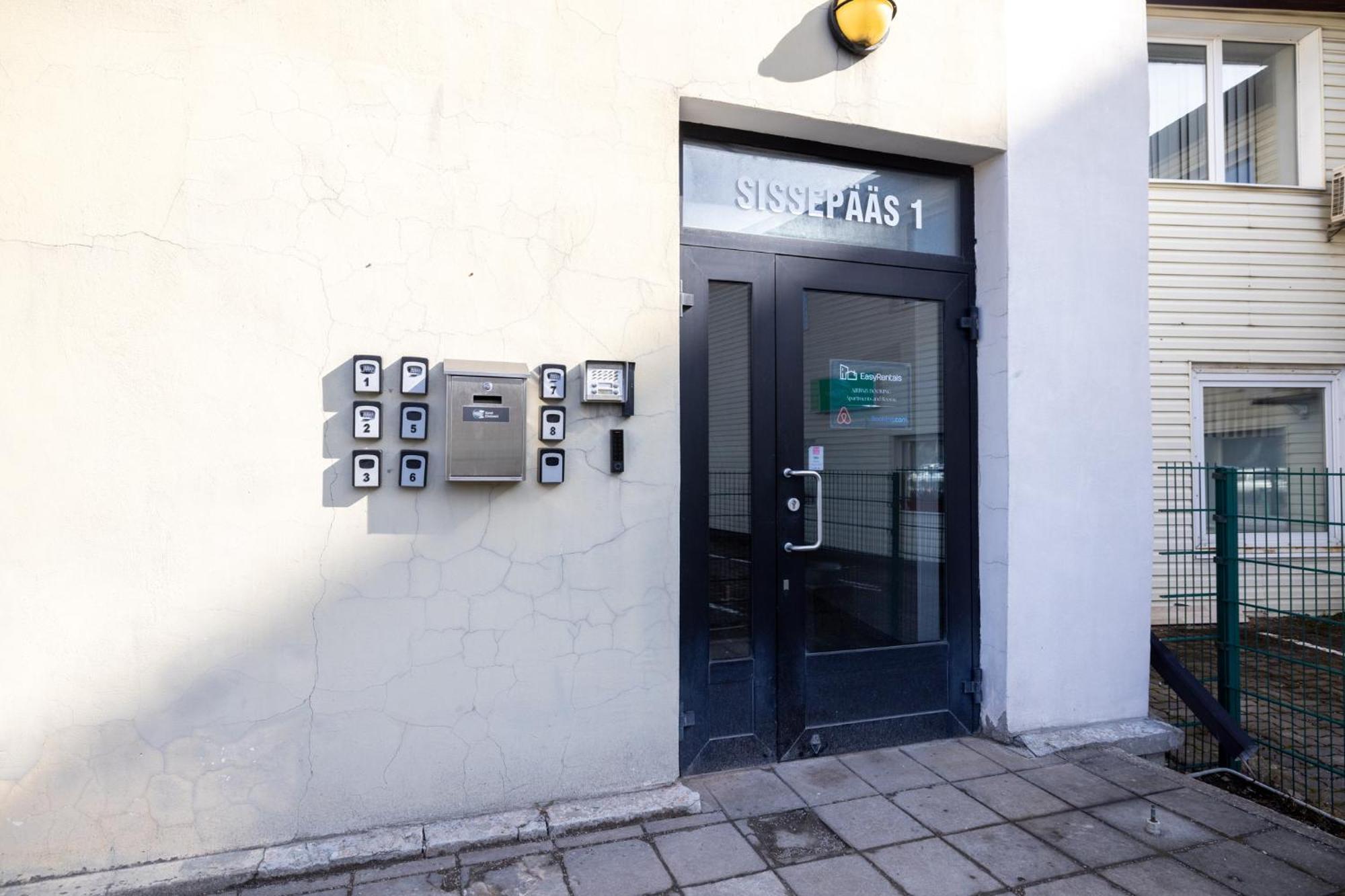 Bright Lofts Near City Center Harbour Talin Exterior foto